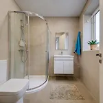 Apartment Designer 4 Bedroom Family With Side Sea View *