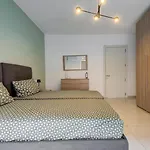 Designer 4 Bedroom Family With Side Sea View *