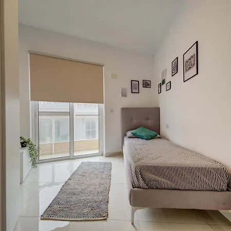 Designer 4 Bedroom Family With Side Sea View Apartment