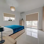 Designer 4 Bedroom Family With Side Sea View * St Paul's Bay